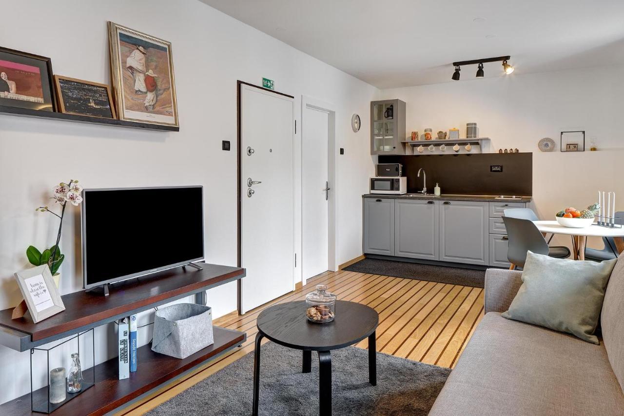 Apartments Viola Загреб Экстерьер фото